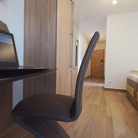 Aparthotel Donaustern Asbach-Bäumenheim Exteriör bild